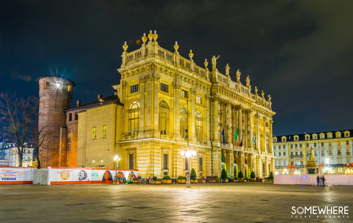 TUTTOINUNANOTTE PALAZZOMADAMA PALAZZOREALE SOMEWHERETOUR 7